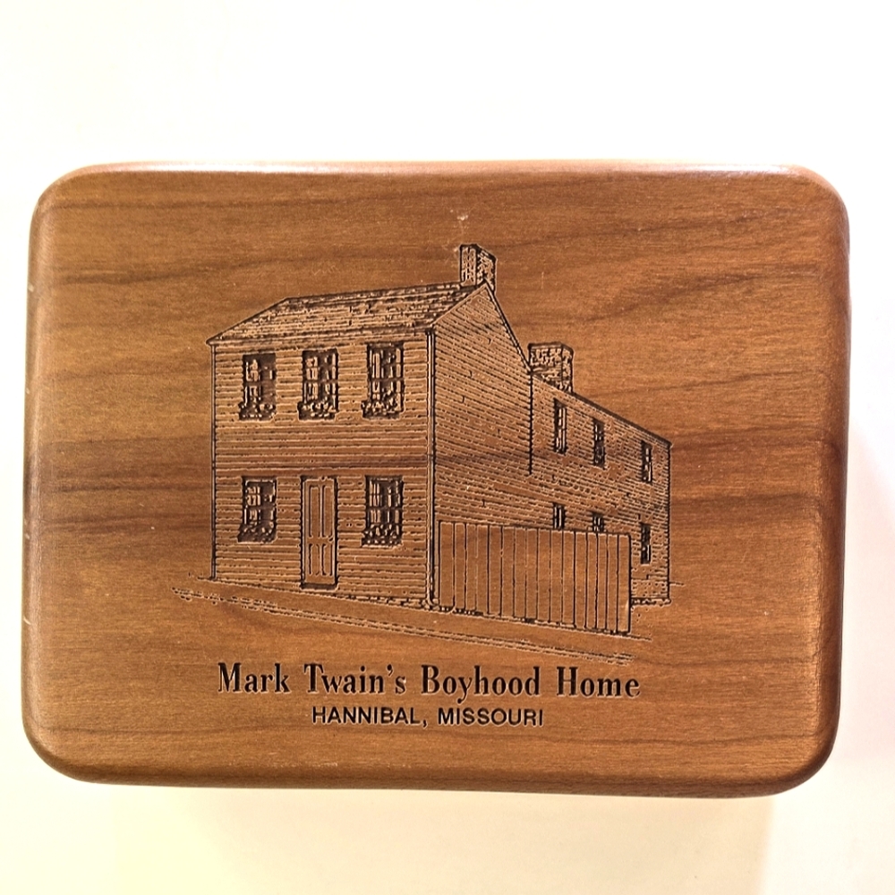 Mark Twain's Boyhood Home Gift Box Set